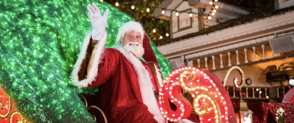 What is your favorite holiday parade? | November 25, 2023, 8:25 PM · What is your favorite holiday parade?