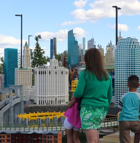 Exploring The Best Autism-Friendly Theme Parks in the United States