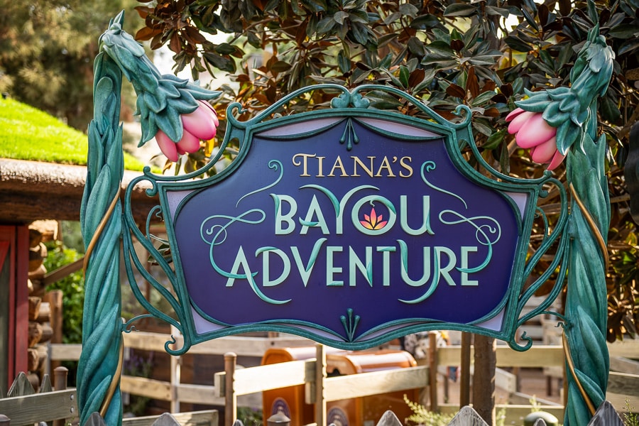 Ride Guide for Tiana’s Bayou Adventure at Disneyland: Virtual Queue & Lightning Lane Tips