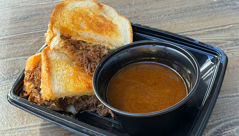 Disneyland Jolly Holiday Bakery Review | Jolly Holiday Bakery is a quick service restaurant located in Disneyland in Anaheim, California. This Mary Poppins themed bakery offers up pastries, sandwiches, an assortment of coffee drinks, and some wonderful seasonal items throughout the year. Jolly Holiday is one of the highest rated quick service restaurant in Disneyland with TouringPlans.com and Unofficial Guide to Disneyland readers with a rating of 97% thumbs up rating. Today we’ll take a look at some of its menu items. Disneyland Jolly Holiday Bakery Review