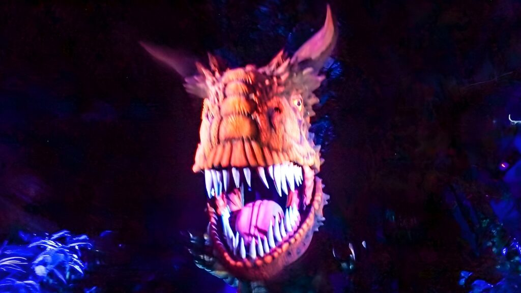 Dinosaur Ride at Animal Kingdom 2025 - LOWLIGHT - Walt