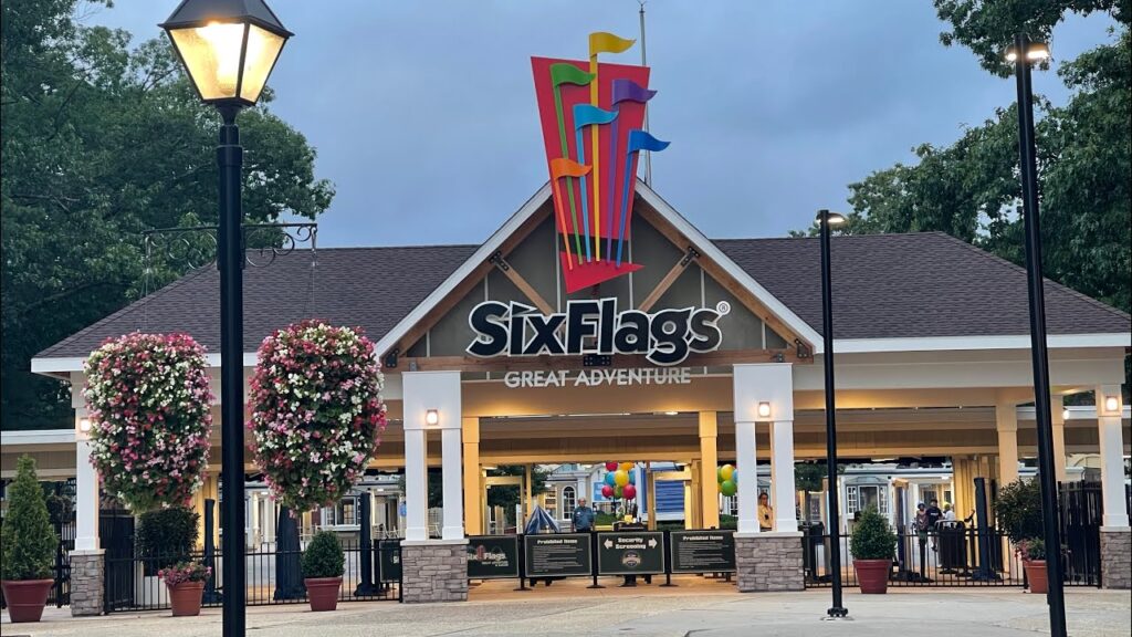 4K Six Flags Great Adventure New Jersey Sling Shot |
