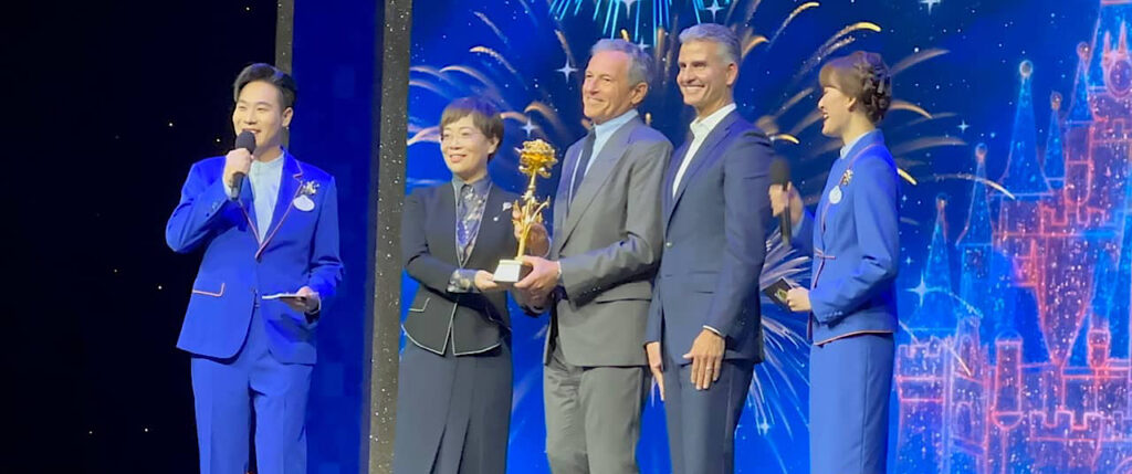 Shanghai Disneyland celebrates its 10th anniversary