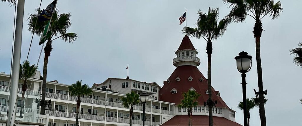 Let's visit the original version of Disney World's top hotel
