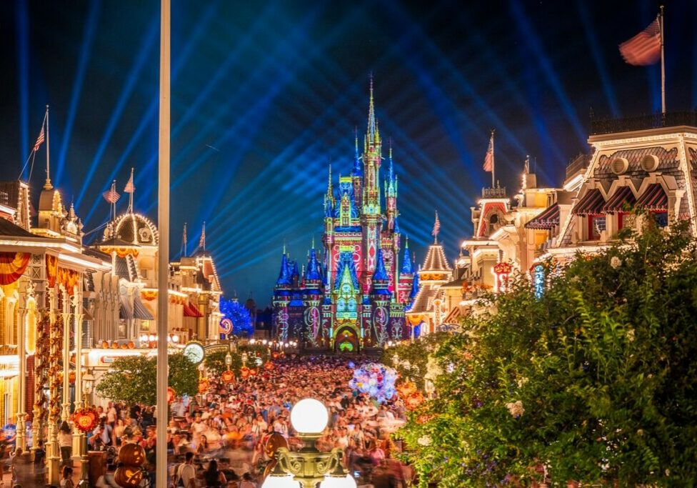 10 Ways Disney World Fans Are Wrong About Crowds