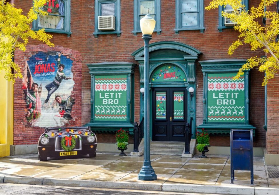 A Very Jonas Christmas Movie Photo Spot at Hollywood Land in Disney California Adventure Park