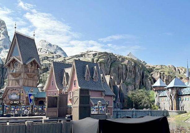 Attendance thaws at Hong Kong Disneyland after 'Frozen' highs