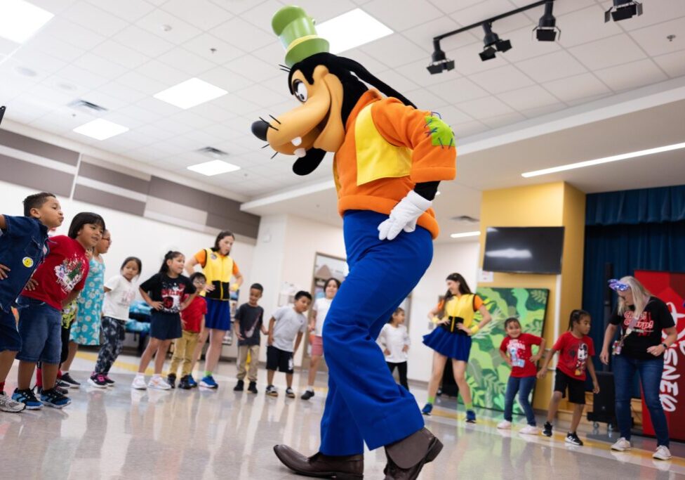 Goofy Dancing