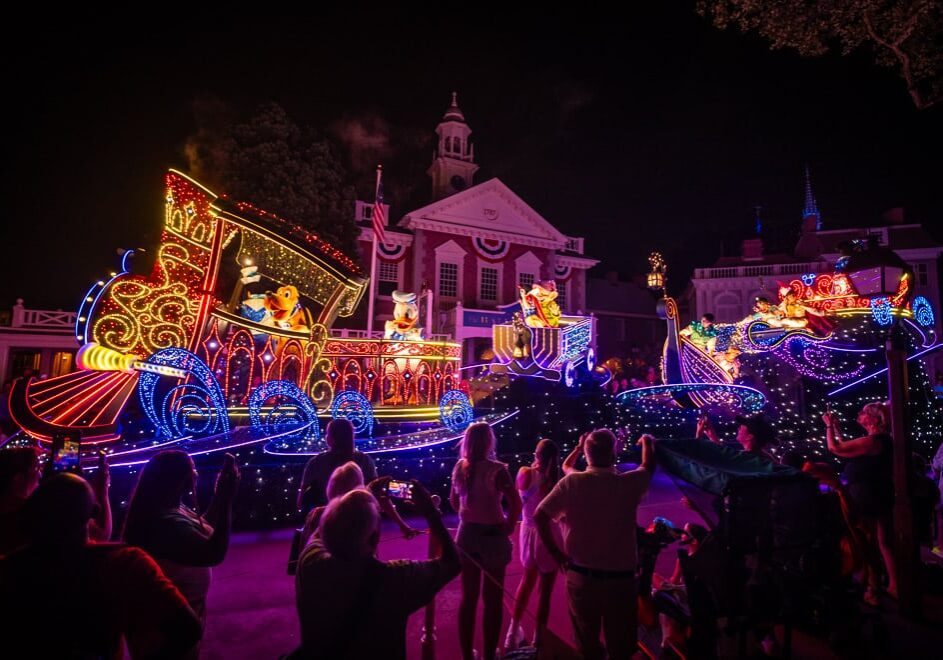 Disney World Drops Starlight Reservation Rule & Lifts Blockouts for Magic Kingdom