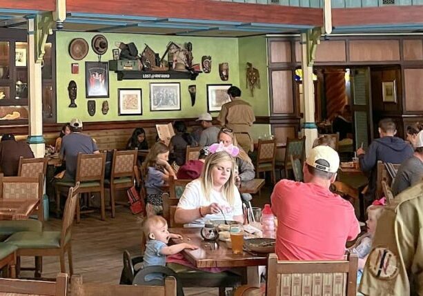Disney should get rid of dining reservations