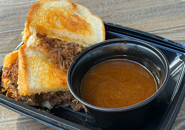 Disneyland Jolly Holiday Bakery Review