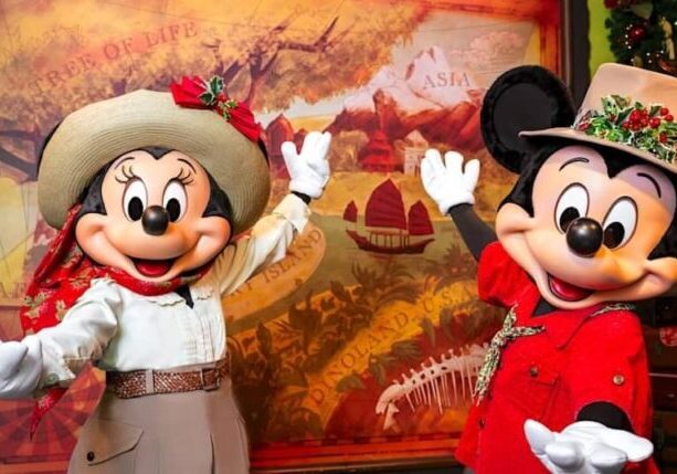 How to spend the holidays at Walt Disney World