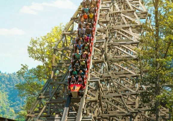 Lightning Rod At Dollywood Will Lose It's Iconic Launch In 2024, Is It The Right Decision?