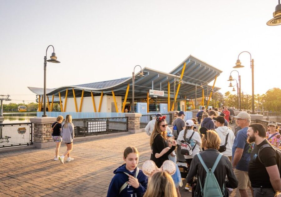 Skyliner Warning for Rope Dropping Disney's Hollywood Studios or EPCOT