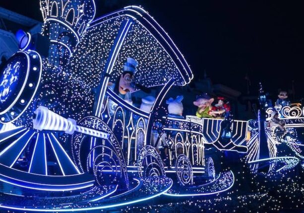 Walt Disney World wishes on a star for new nighttime parade